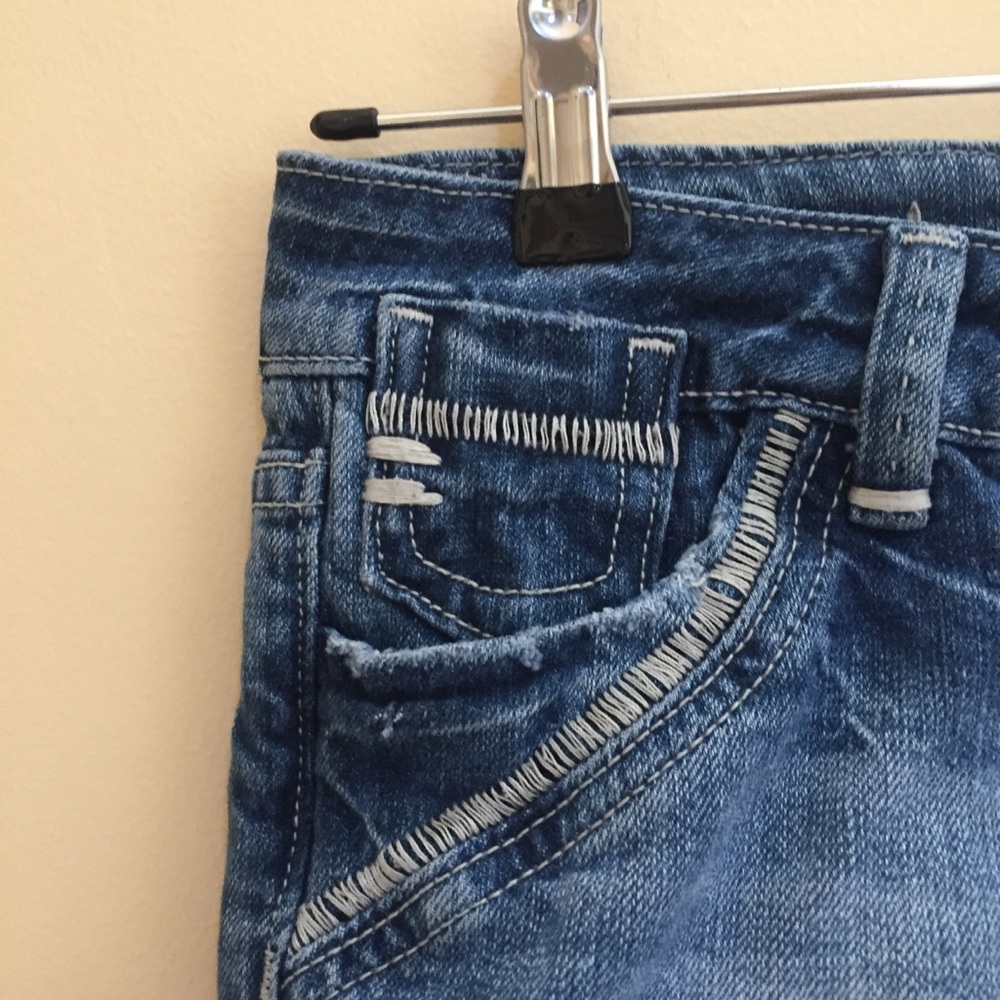 Miss Me Low Rise Distressed Jean Shorts - Picture 4 of 11